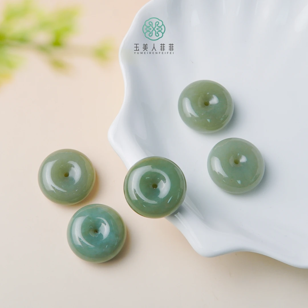 石惑珠宝/和田玉吊坠平安扣约25mm/多样性发一