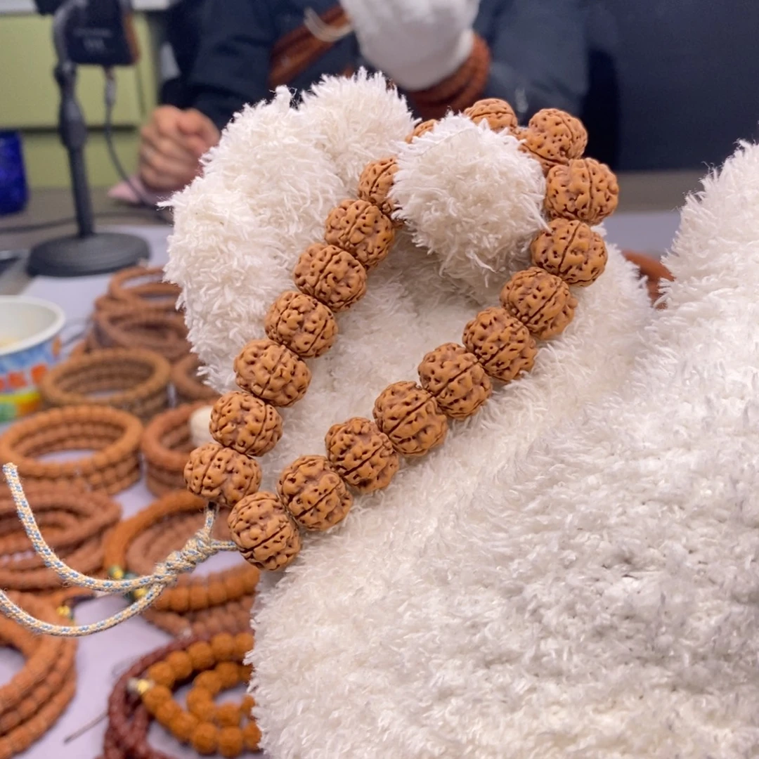 金刚菩提手串爆肉双龙尺寸1.6