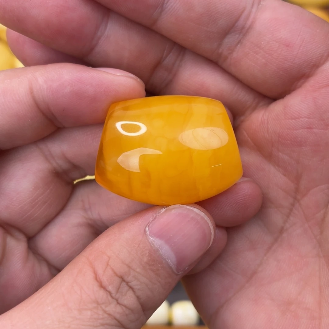 蜜蜡未镶嵌吊坠(不含链)