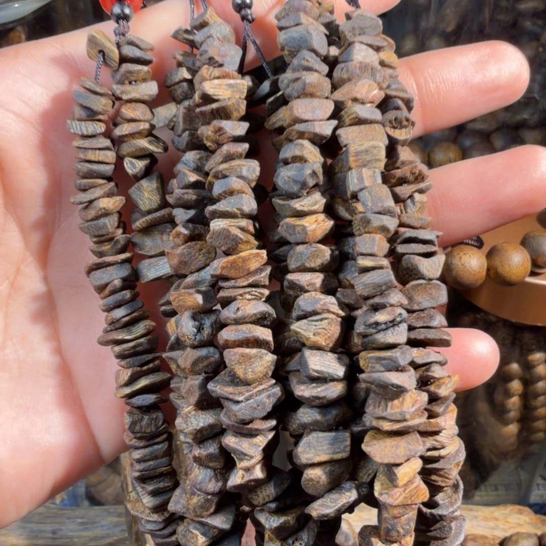 沉香沉香碎屑沉水车挂发一条