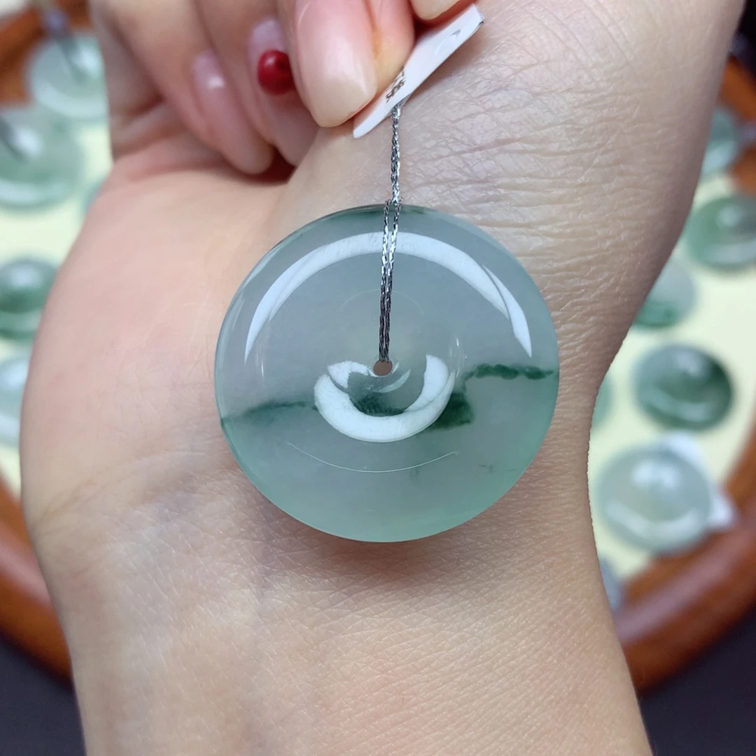 翡翠未镶嵌颈饰吊坠27.3/6.2mm