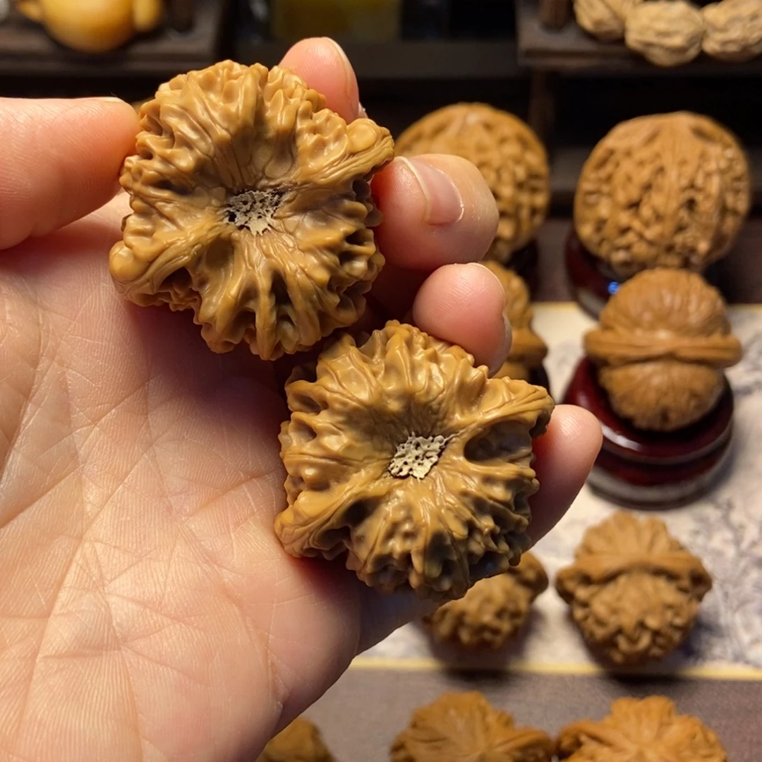 文玩核桃把件全品龙门涧尺寸40