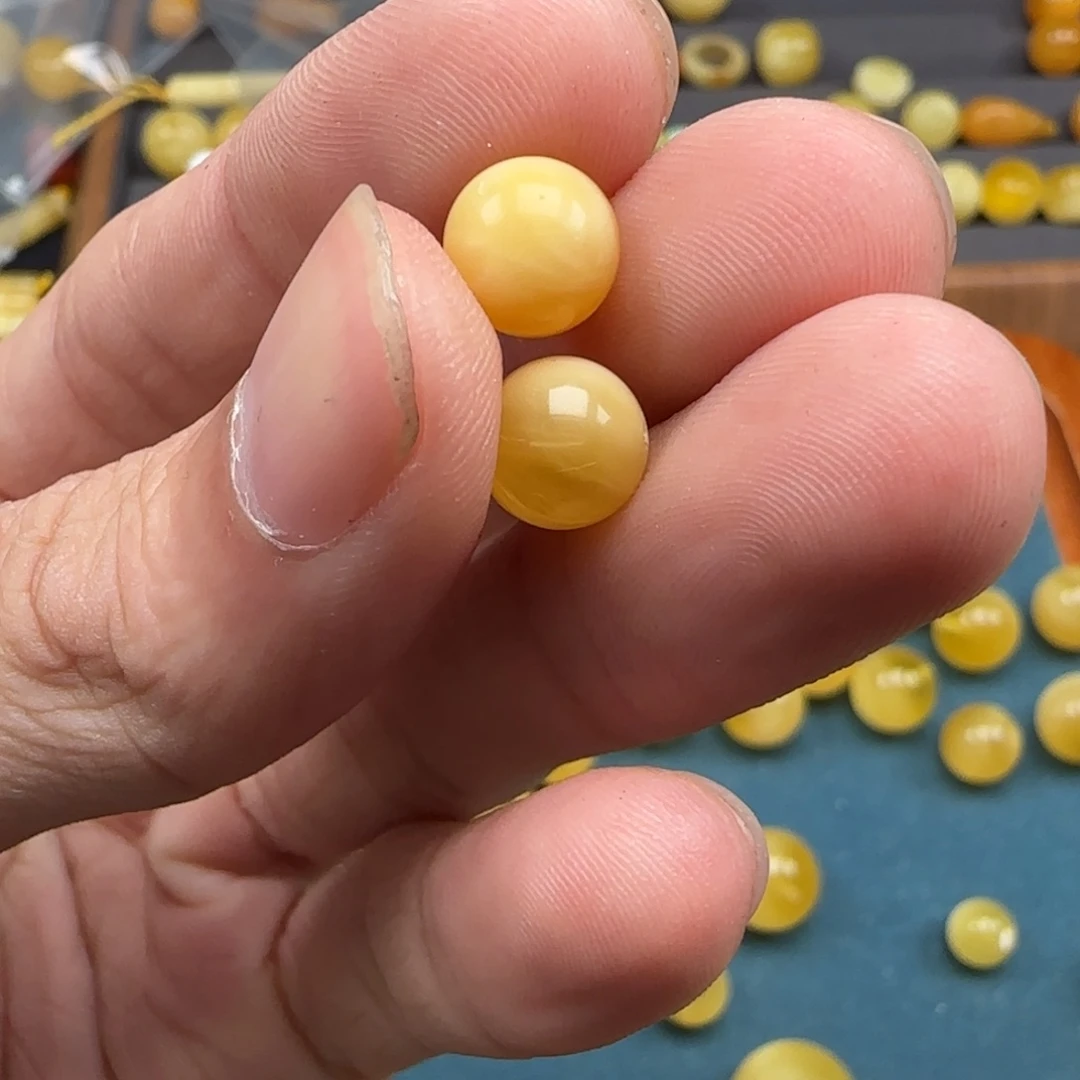 蜜蜡裸石未镶嵌天然b87