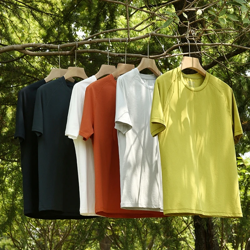 苾入！全身疏孔！薄而不透！冷感速干透气！男户外功能性短袖T恤