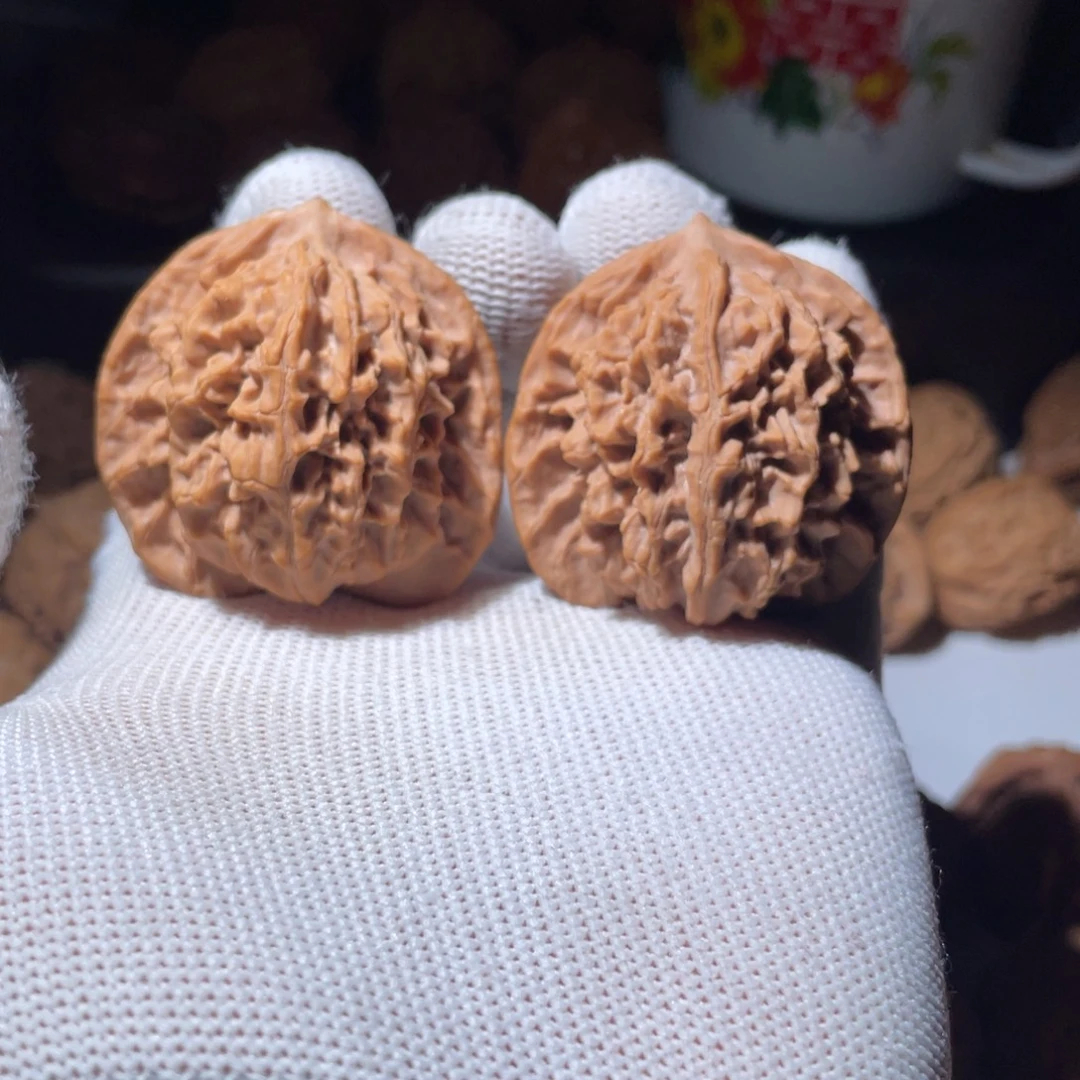 文玩核桃吊坠44盘龙纹