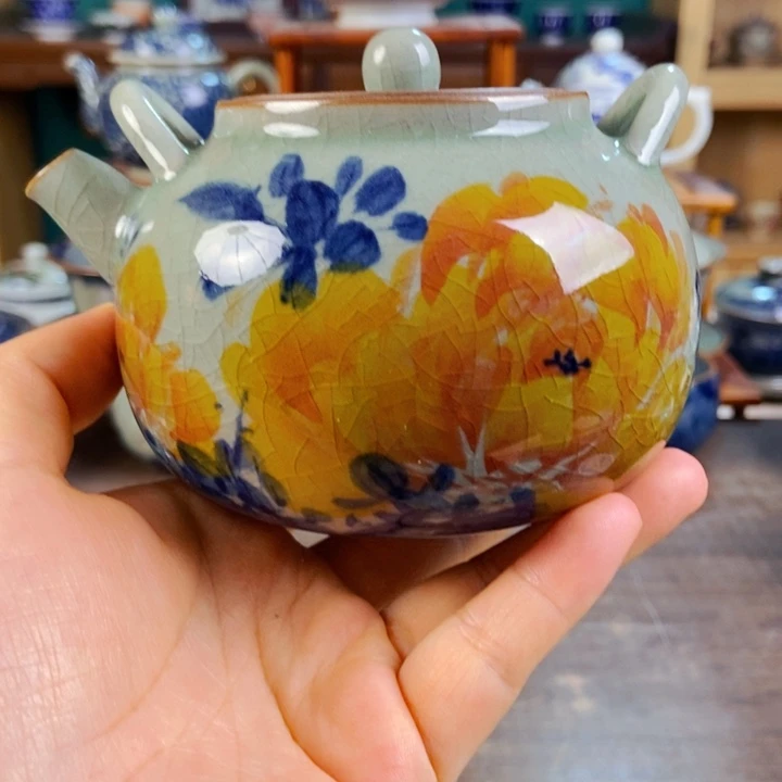 瓷片手工制作工艺精湛等