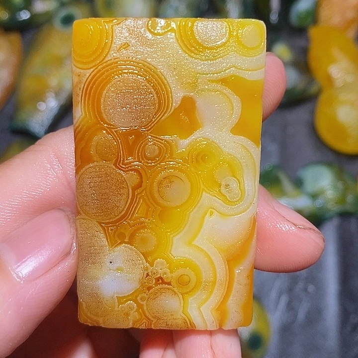 吉***天合金颈饰玛瑙/玉髓