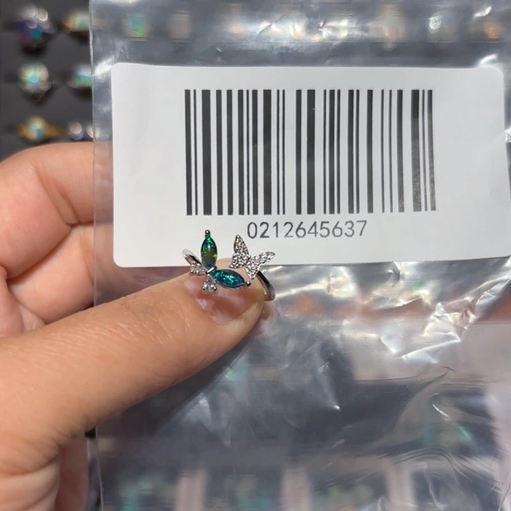 欧泊戒指银S925镶嵌大**画