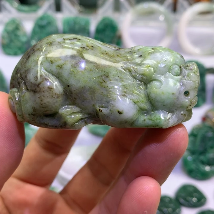 独山玉未镶嵌貔貅手把件
