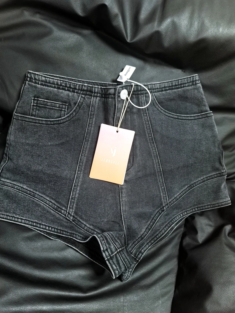 【朴zy】高腰2025年新款辣妹显瘦复古简约牛仔超短裤女提臀A字热裤