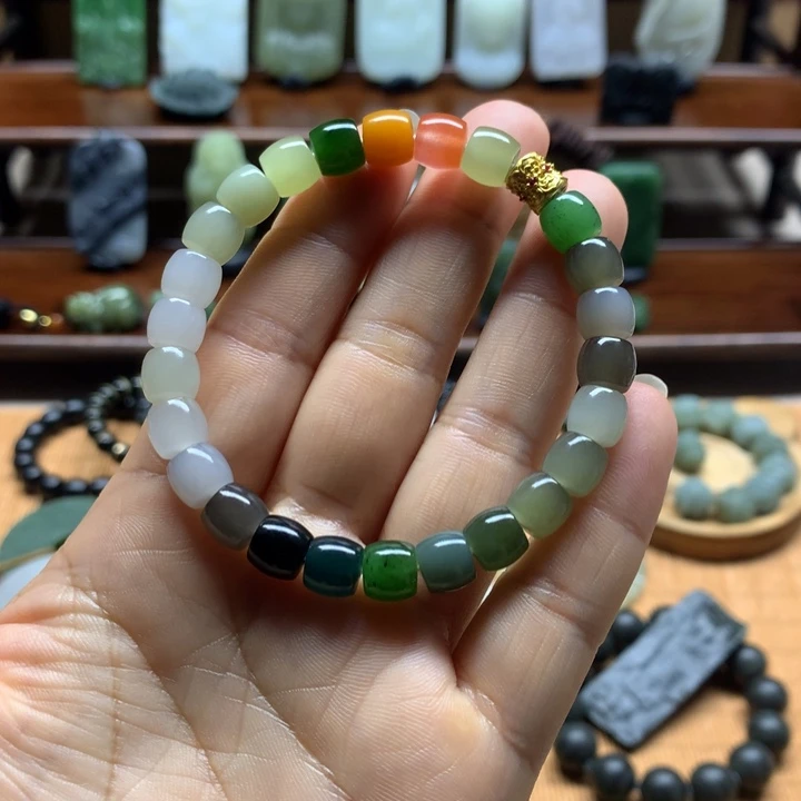 和田玉未镶嵌颈饰嫂*腿