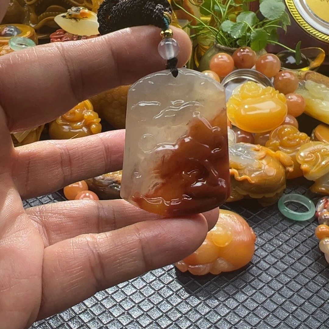 石英质玉未镶嵌颈饰