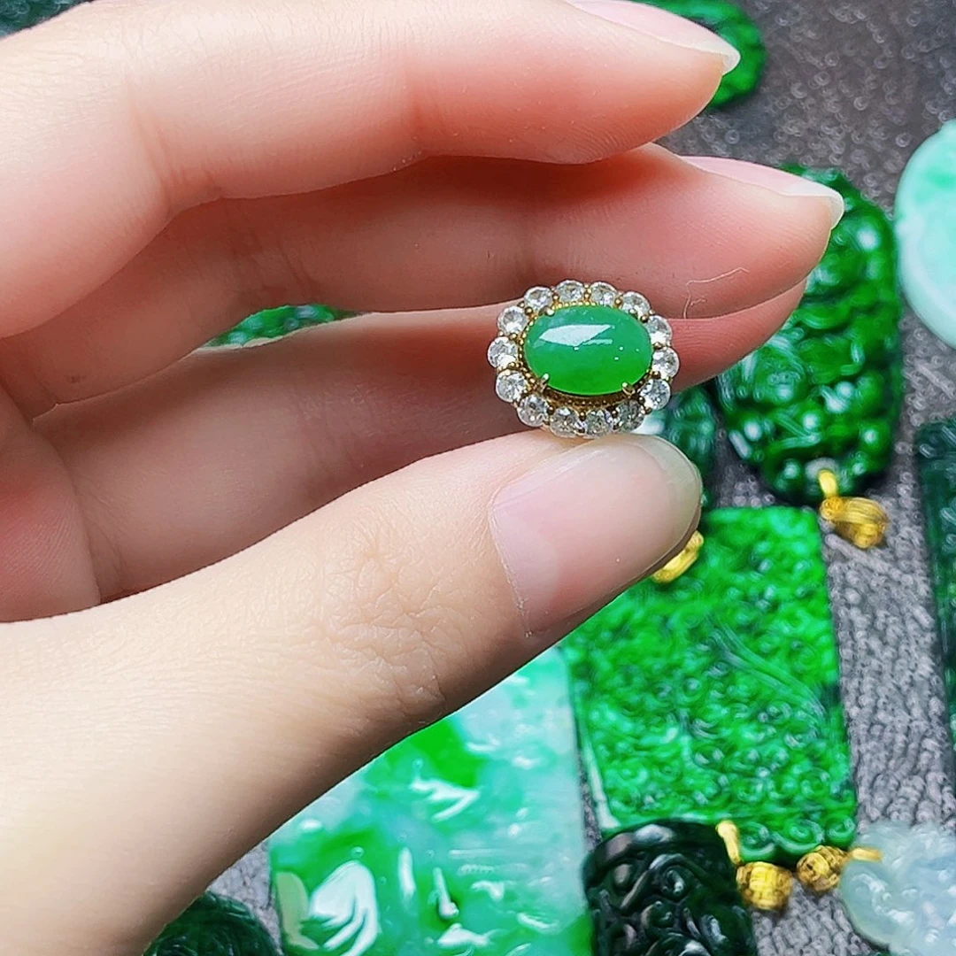 颈饰银S925镶嵌翡翠多样性