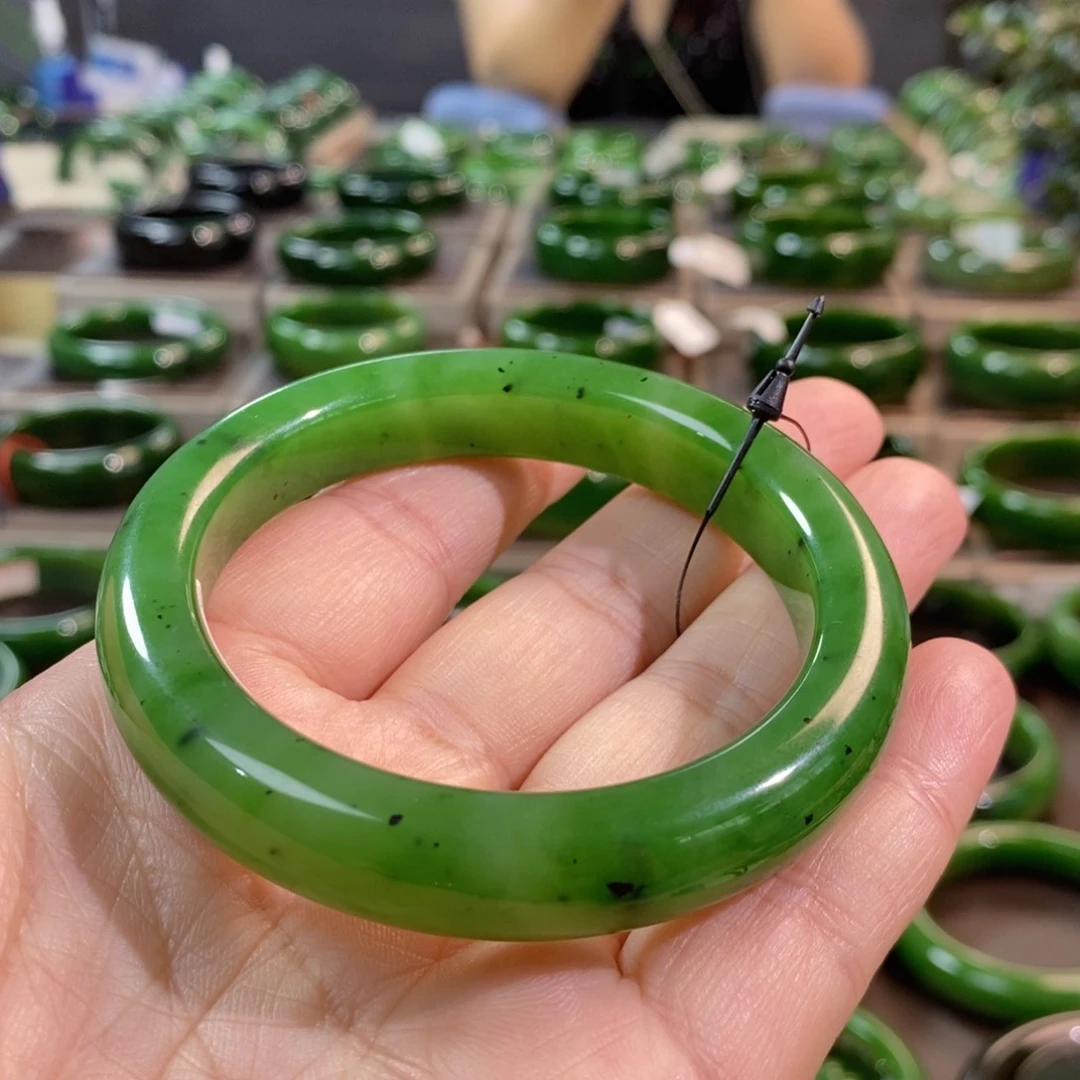 和田玉（碧玉）手镯未镶嵌