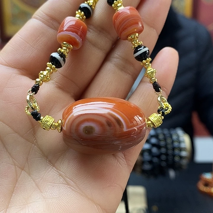 玛瑙/玉髓合金颈饰