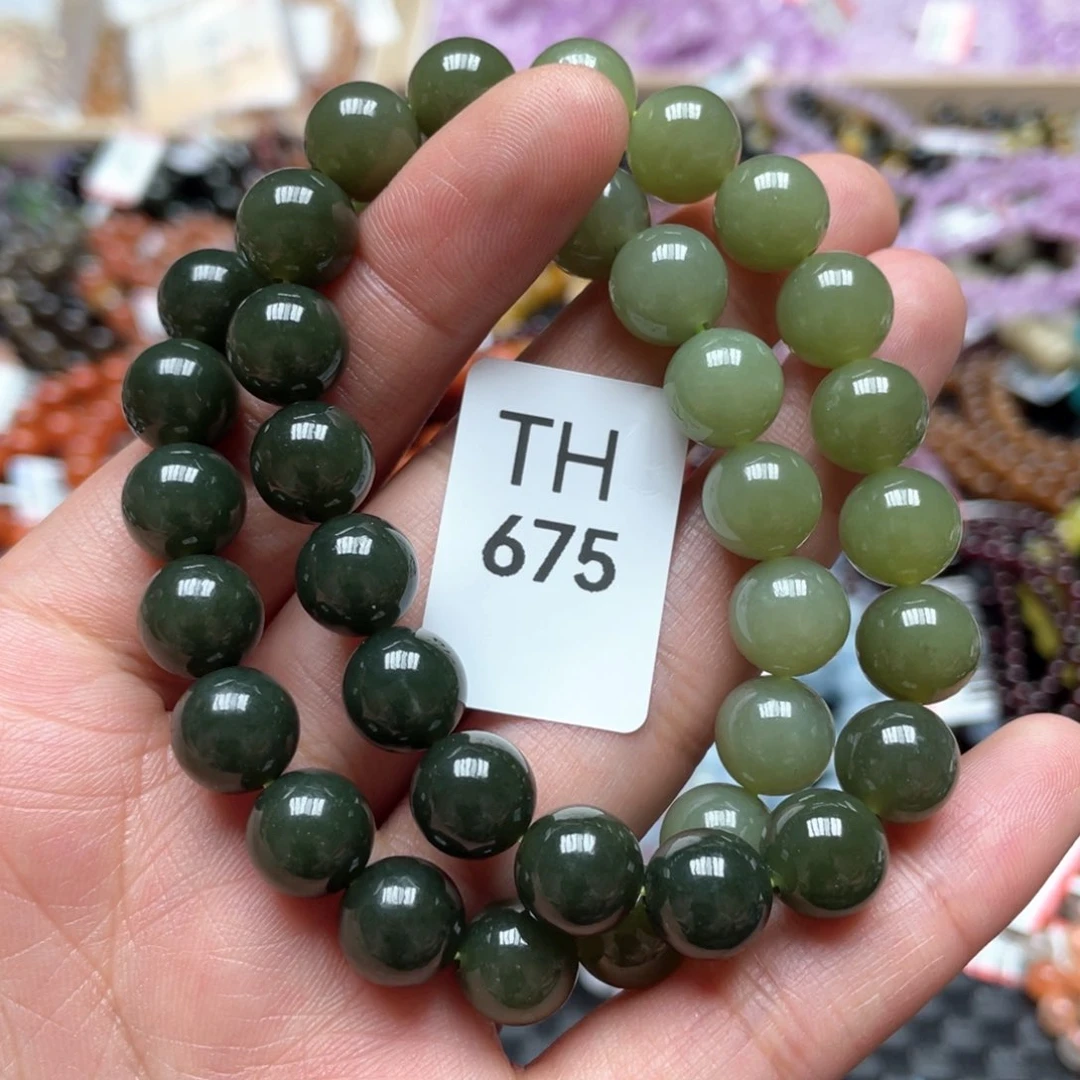 和田玉多样性发一只未镶嵌