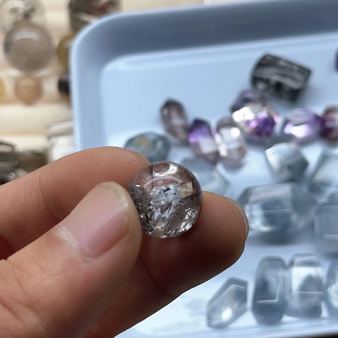 水晶无未镶嵌s****?水晶6789