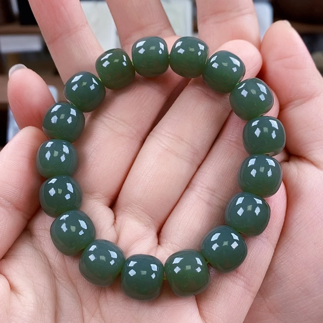 和田玉颈饰未镶嵌风*雨