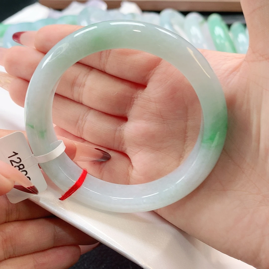 翡翠未镶嵌手镯缅甸天然翡翠