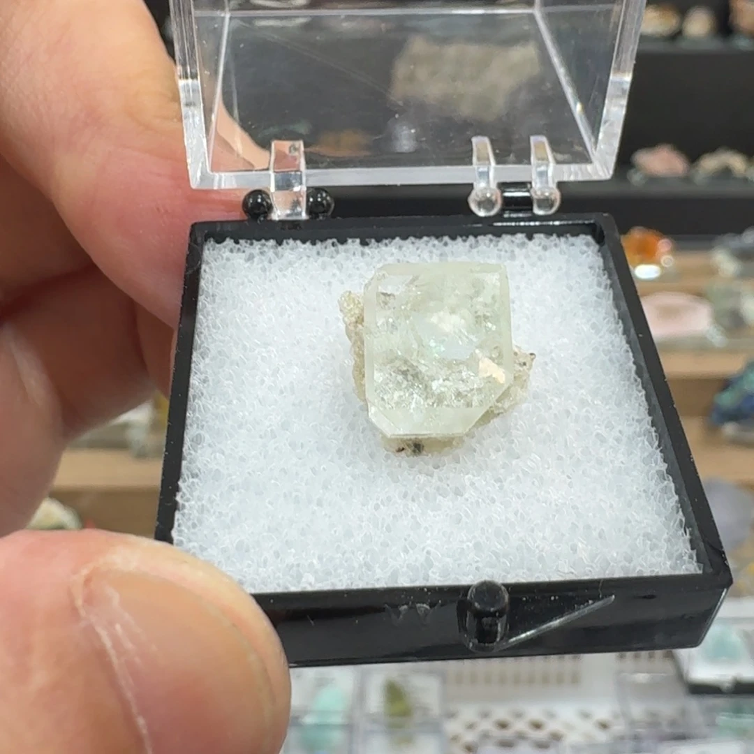 月下珠宝严选矿物