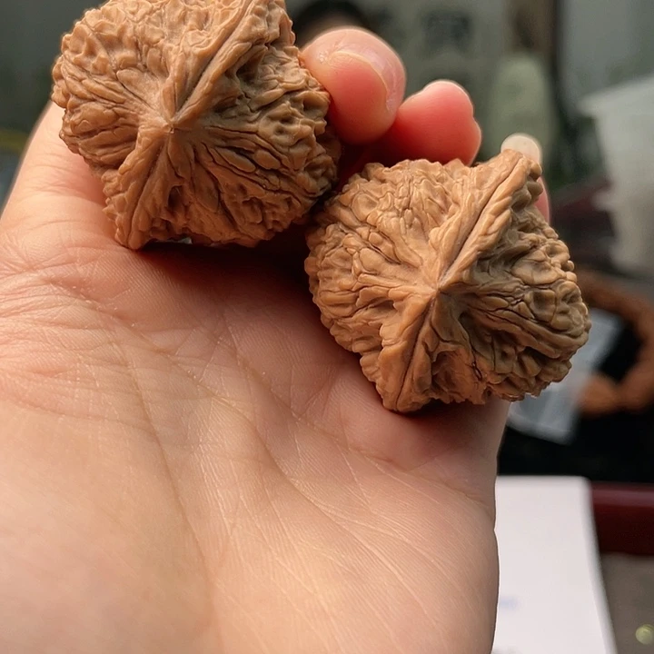 文玩核桃把件南疆