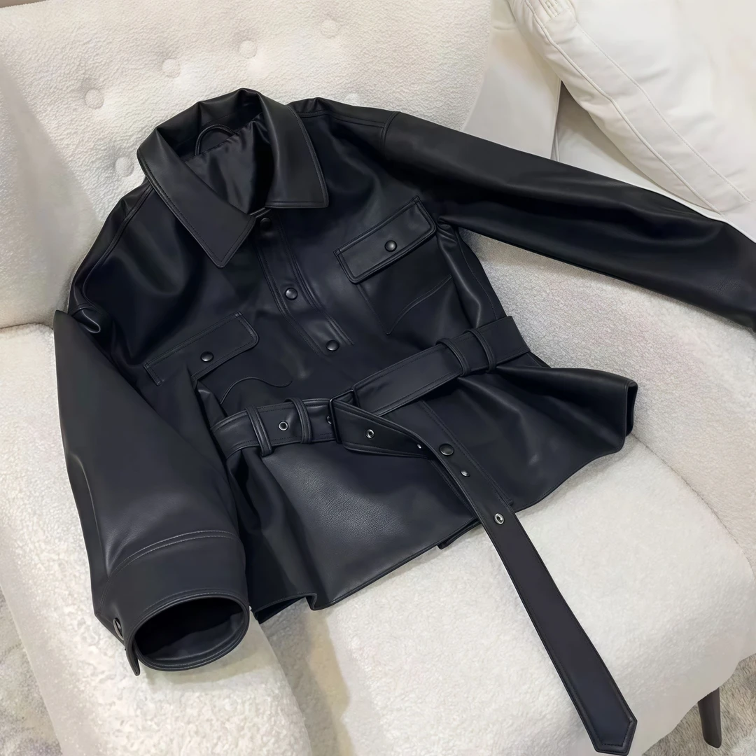 墨黛春款皮衣(衣长60-64/胸围110-122)