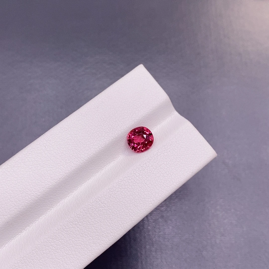 未镶嵌裸石碧玺1.23克拉