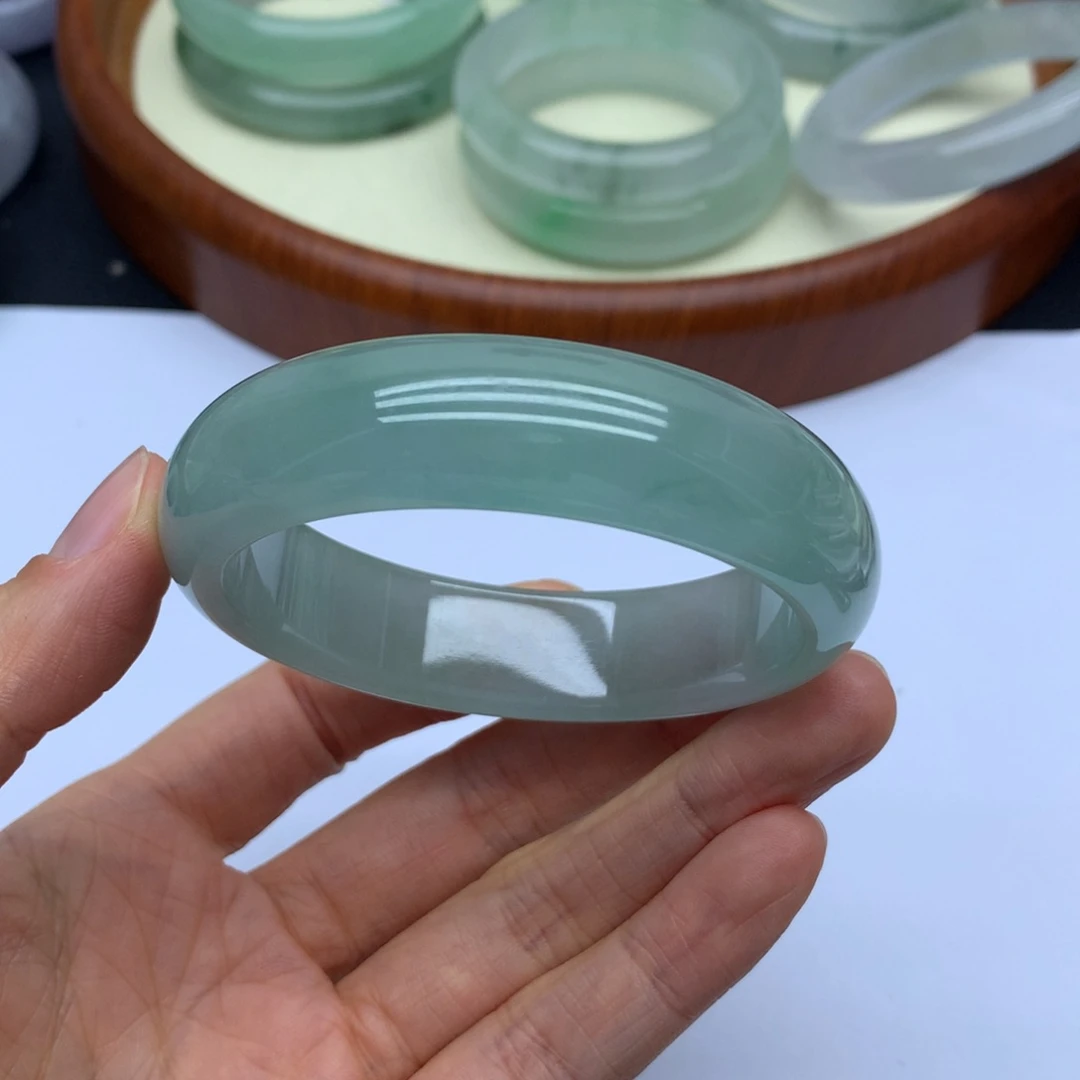 Y***i手镯圈口57.5宽16.0的