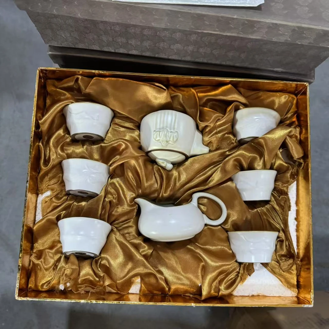 CA54茶壶水壶茶杯库存尾货餐桌（六楼）