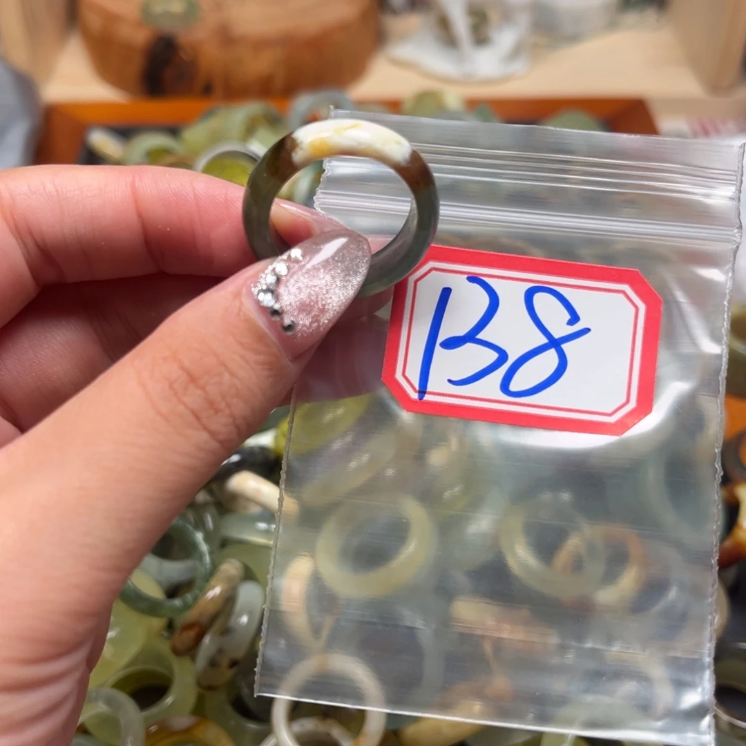 闪***电蛇纹石玉未镶嵌珠宝奇石