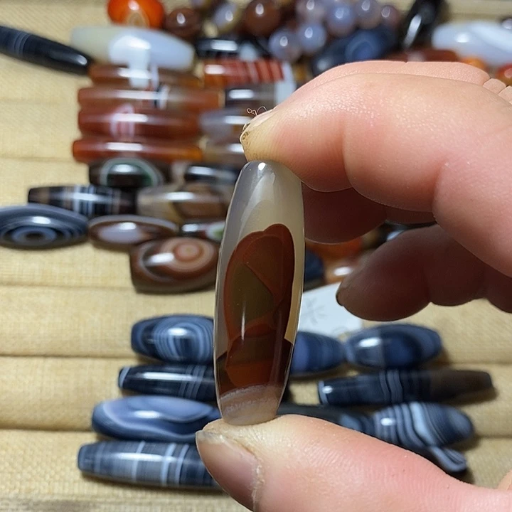 玛瑙/玉髓合金颈饰