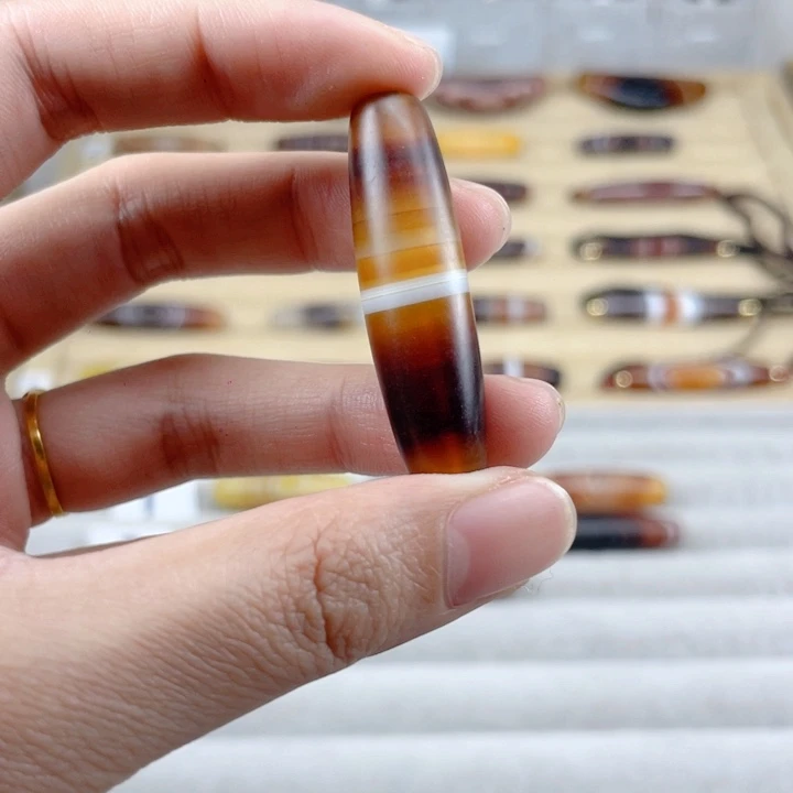 玛瑙/玉髓颈饰未镶嵌S****.