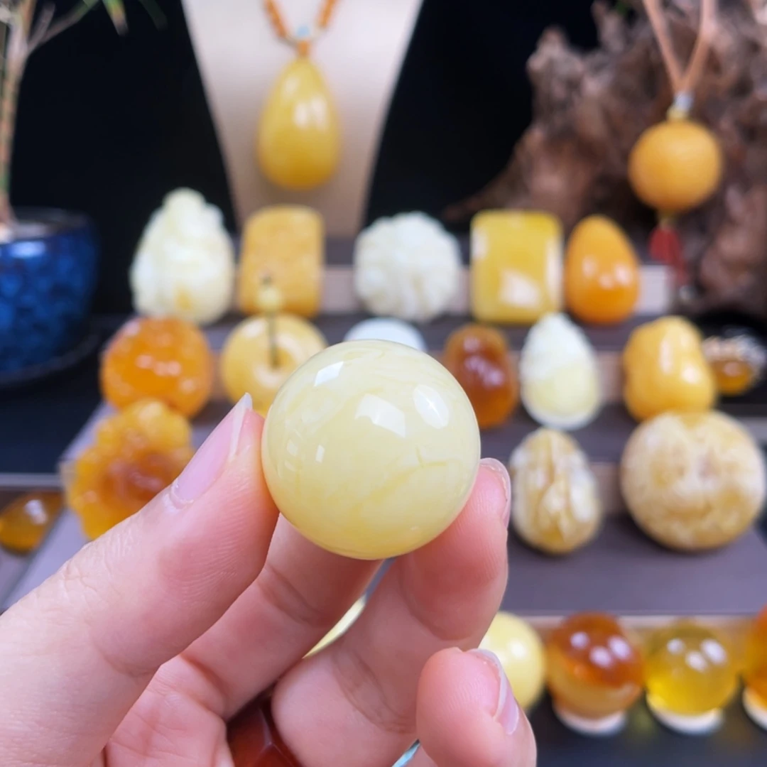 【闪购商品】未镶嵌琥珀珠宝奇石