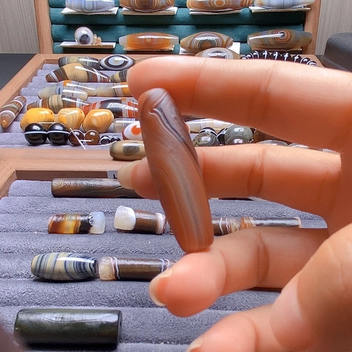 落***狮玛瑙/玉髓未镶嵌吊坠(不含链)