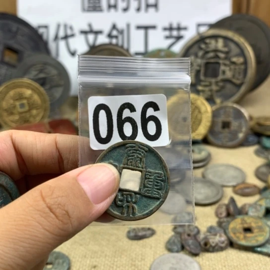 古***木铜现代文创工艺品