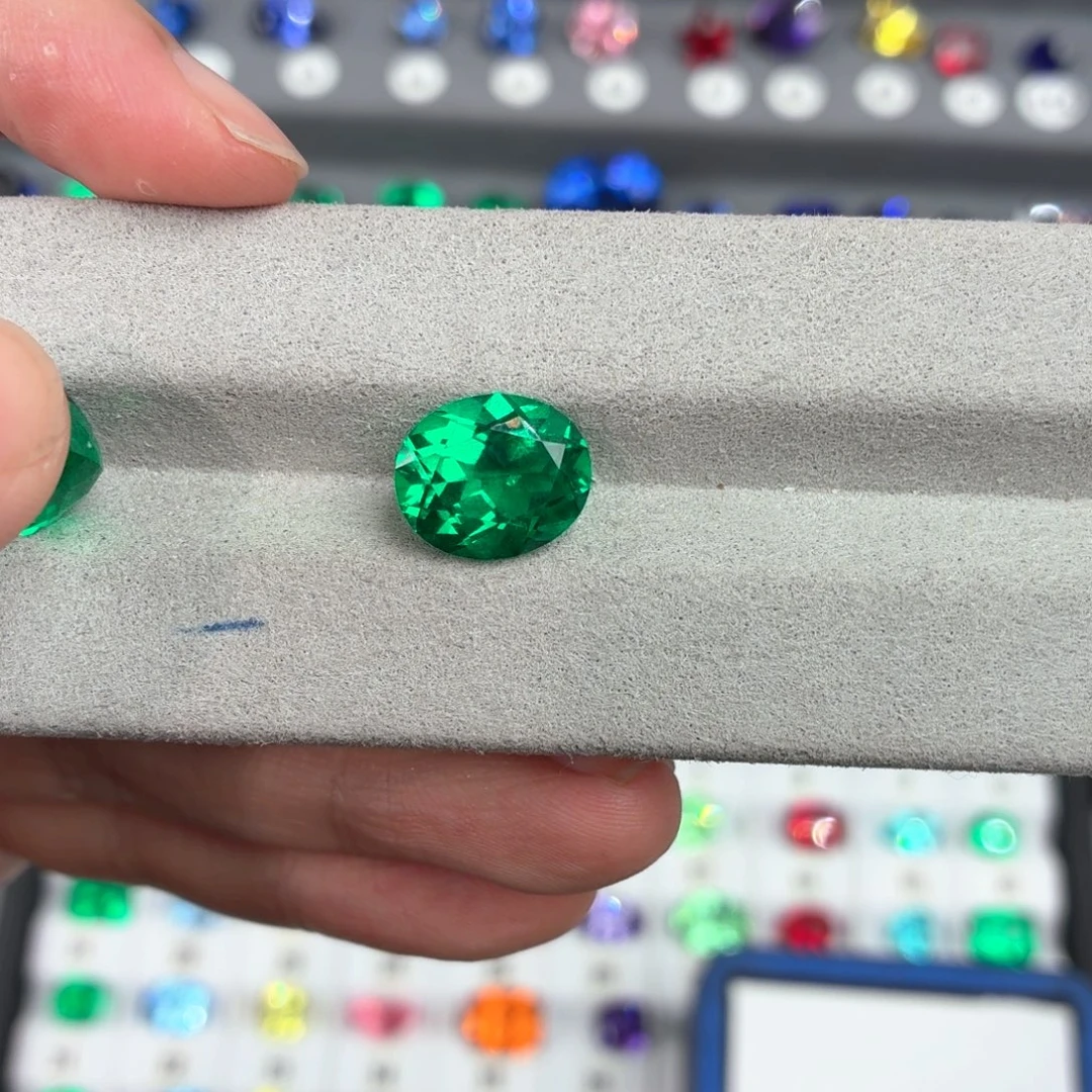 玩***！合成（培育）祖母绿裸石5.12ct