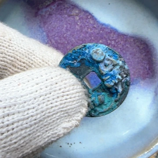 摆件h g f fh g g v f f