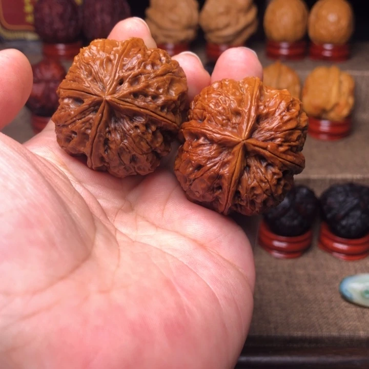 文玩核桃把件49南诏铁印38