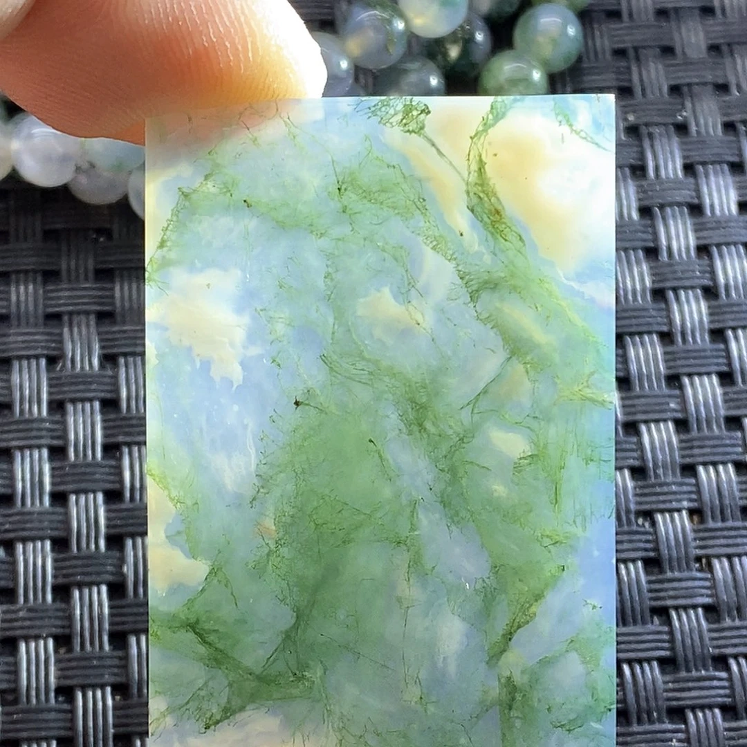 未镶嵌颈饰玛瑙/玉髓万**春