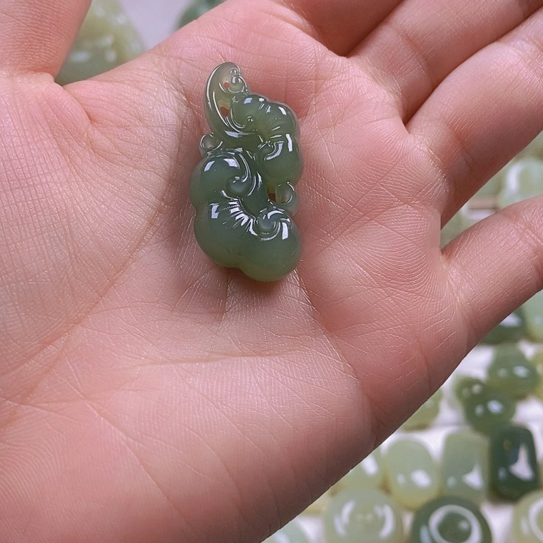 心***！和田玉未镶嵌颈饰