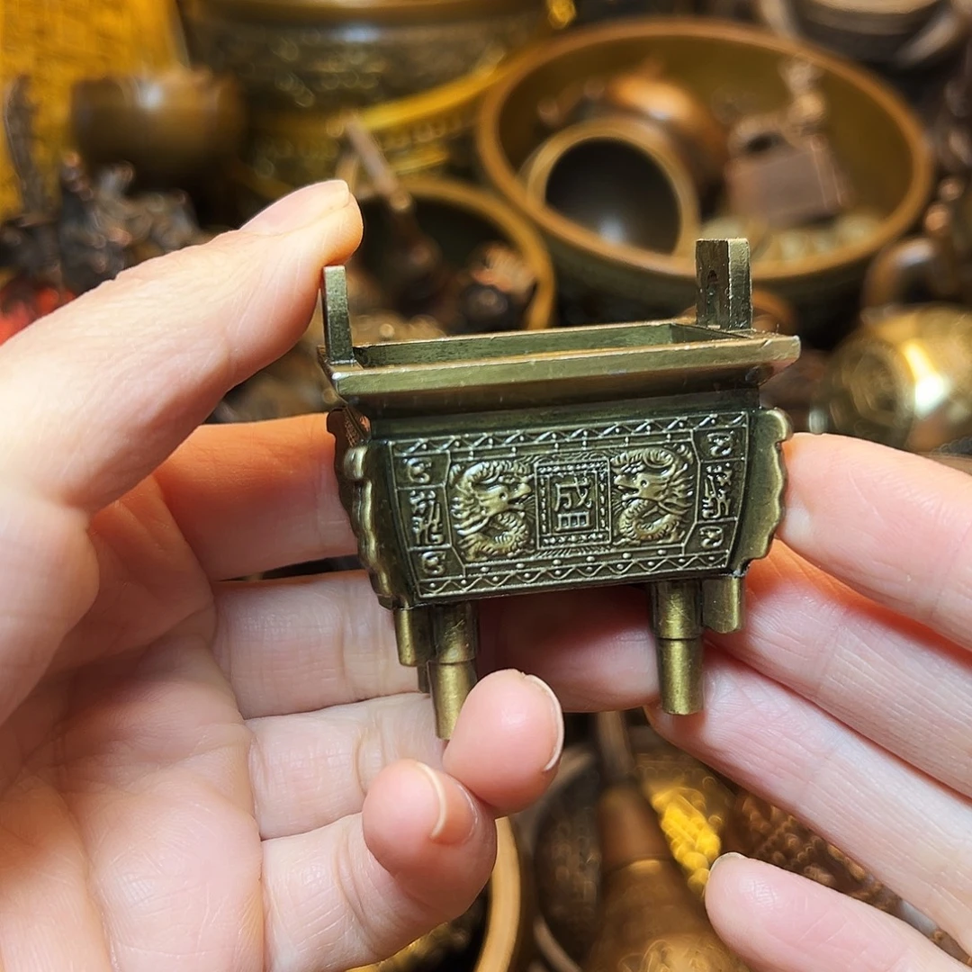 精美铜器工艺品等