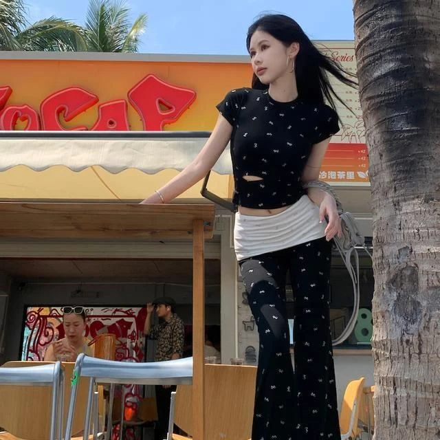 韩系chic超好看套装女夏季新款掐腰镂空短袖t恤+喇叭裤辣妹两件套