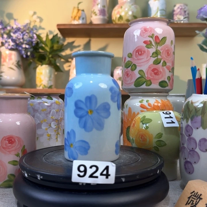 景德镇陶瓷手绘花瓶摆件无孔