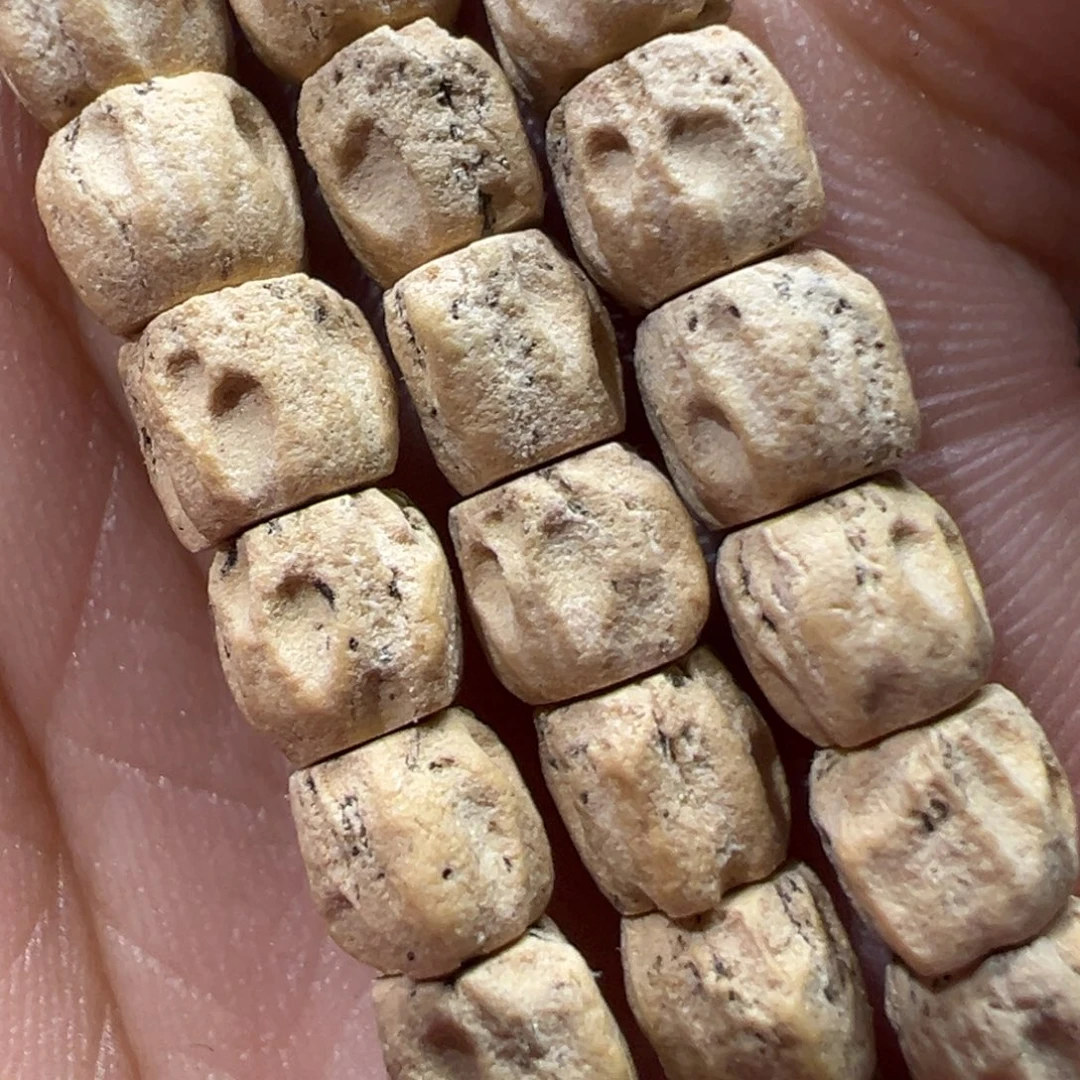 吊坠柏香籽/百香籽B60