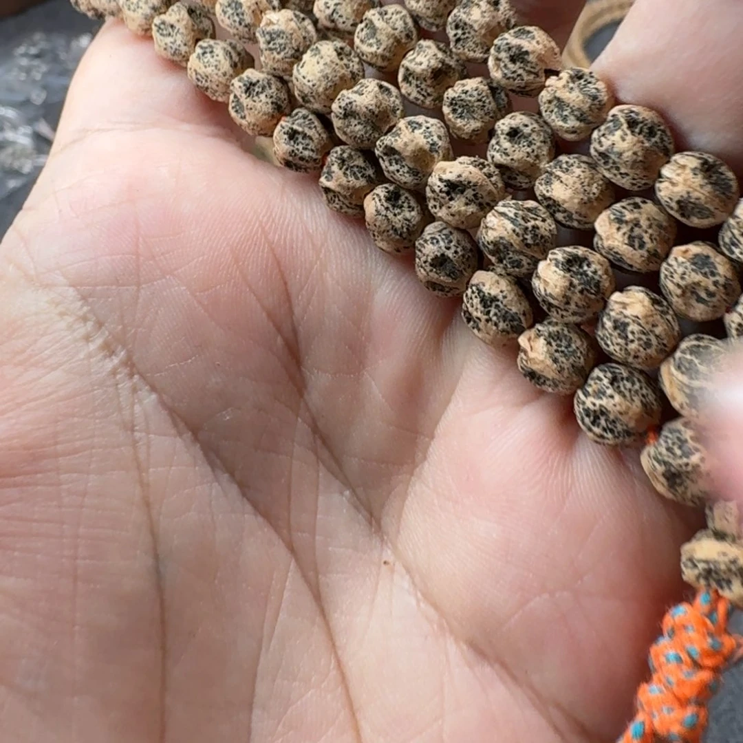 狐***狸柏香籽/百香籽吊坠