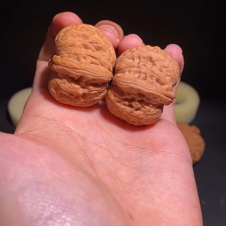 文玩核桃吊坠全品35元宝