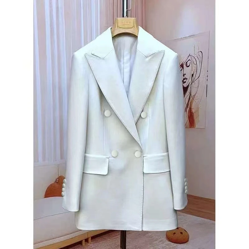 芊芊推荐 羊毛西装外套女时尚职业西服高级感双排4扣9001