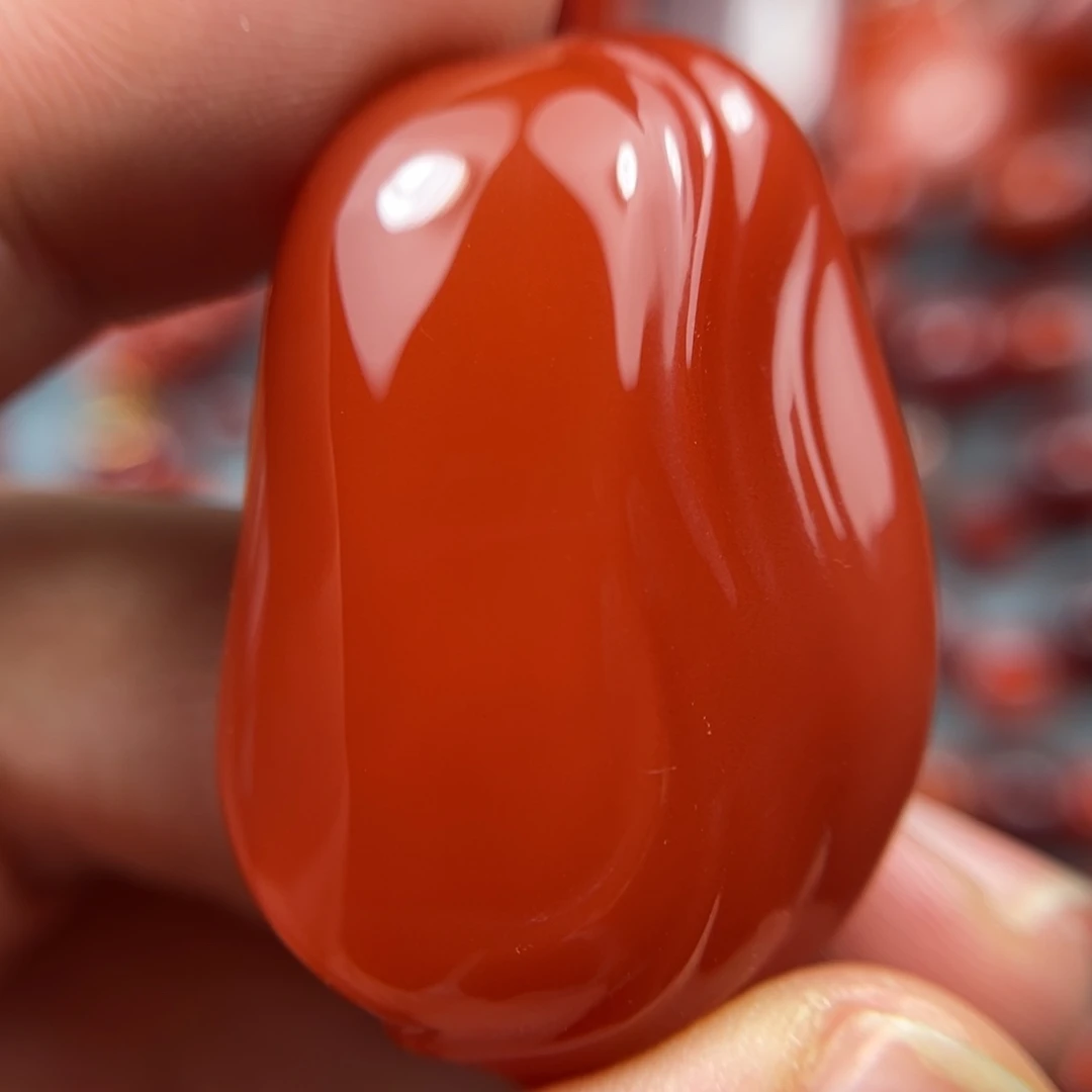 南红玛瑙未镶嵌珠宝奇石