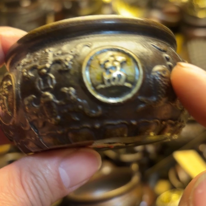 铜器摆件    点击下单