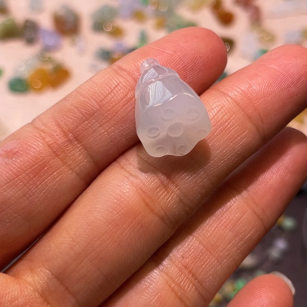 定制翡翠未镶嵌莲蓬